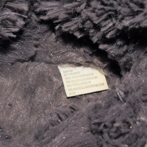 Mukluks Amira Cozy gray Fair Isle slippers - Picture 6 of 8